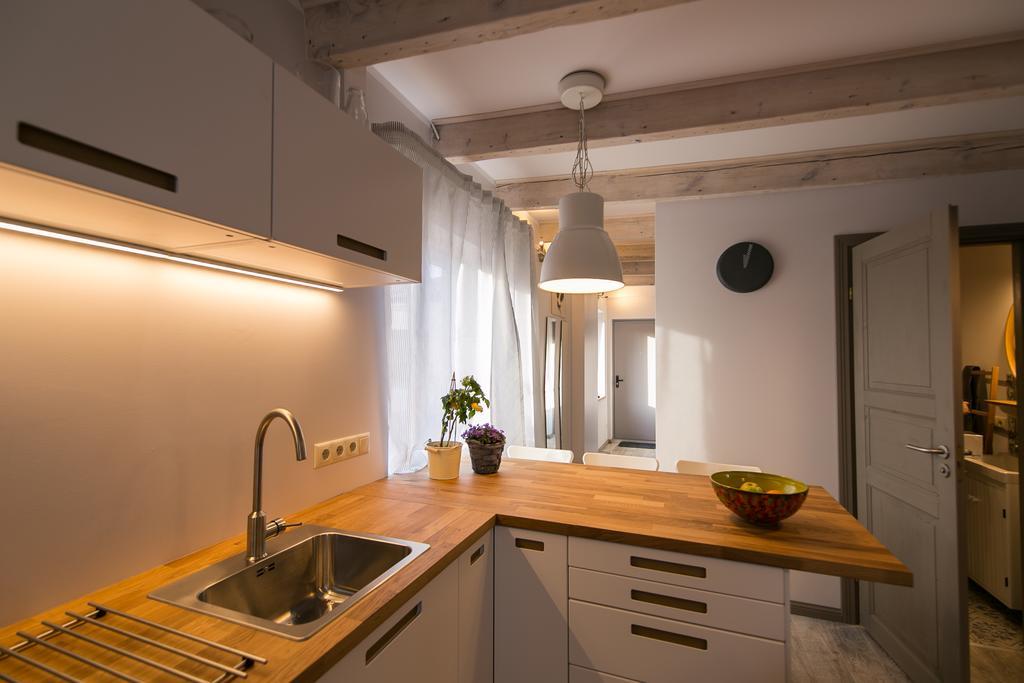 Sunny And Compact Apartment Riga Exterior foto